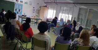 ESCUELA DE MADRES
