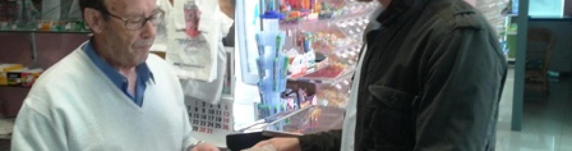 Reparto de bolsa para de pipas "Bolaños Limpio" 3