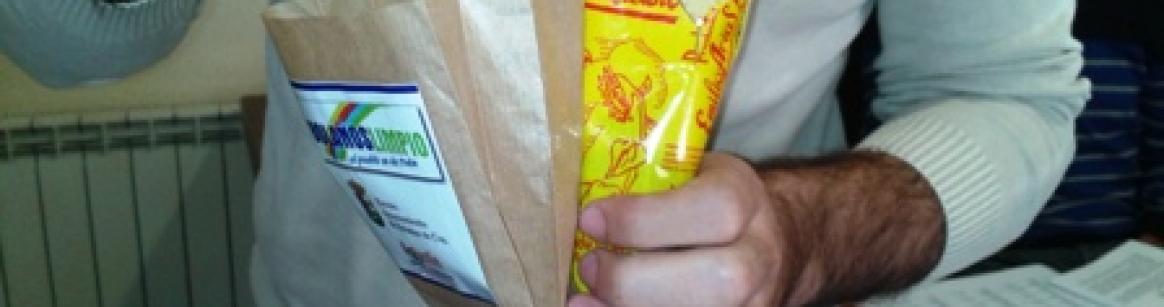 Reparto de bolsa para de pipas "Bolaños Limpio" 4