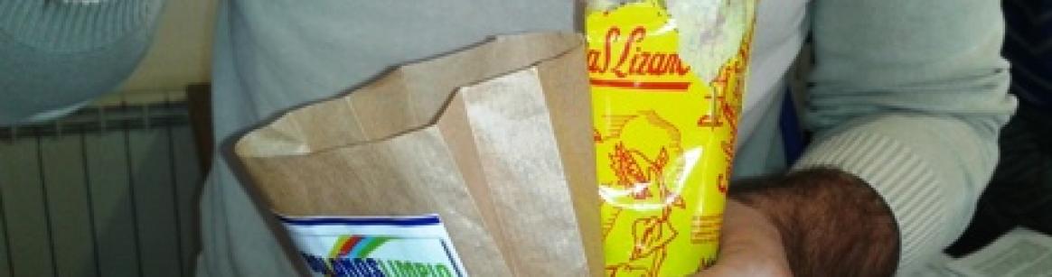 Reparto de bolsa para de pipas "Bolaños Limpio" 1